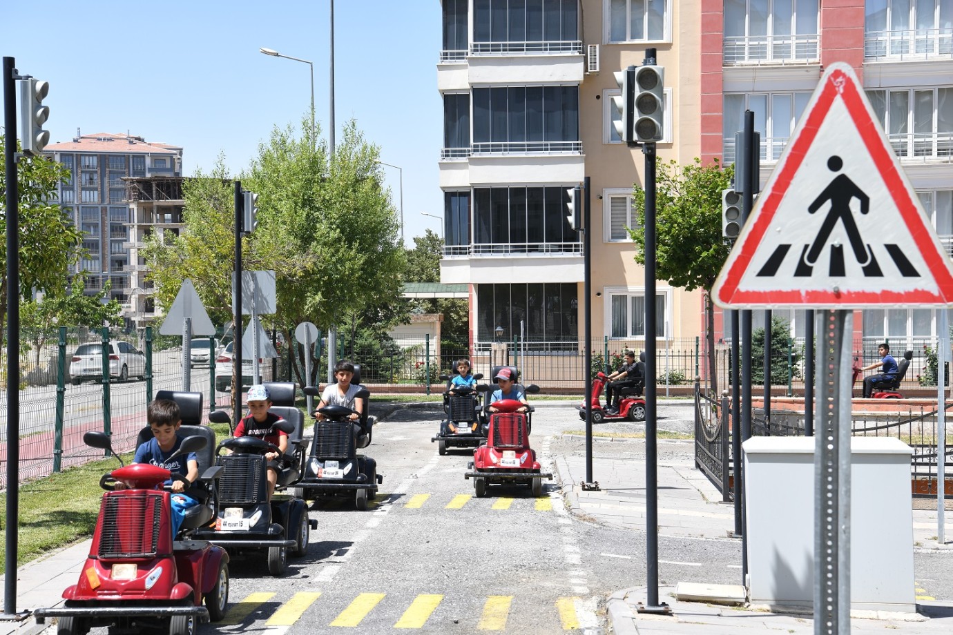 Yeşilyurt'ta 6 Bin 820 Öğrenciye Uygulamalı Trafik Eğitimi Verildi