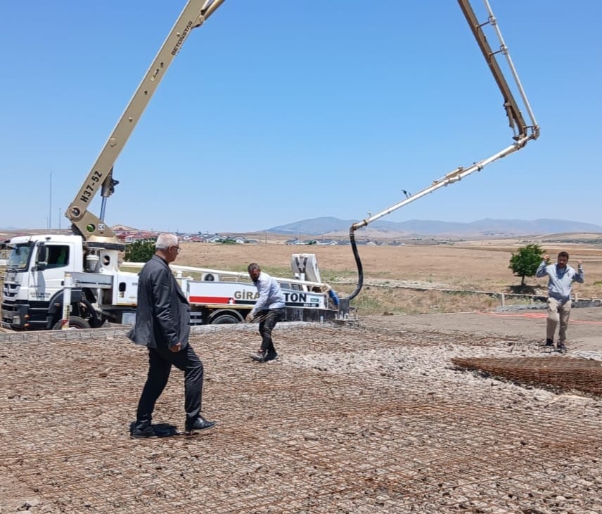 Arguvan'da Çok Amaçlı Sosyal Tesis İnşaatı Hızla Devam Ediyor
