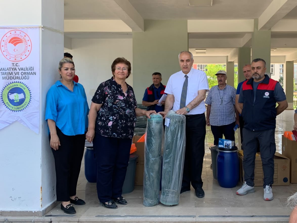 Malatya Tarım ve Orman Müdürlüğü'nden,Üreticilere Malzeme Desteği