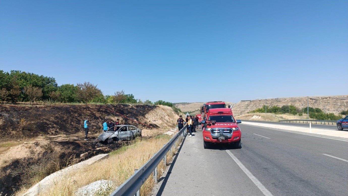 Malatya Feci Trafik Kazası...1 Vefat, 1 Ağır Yaralı