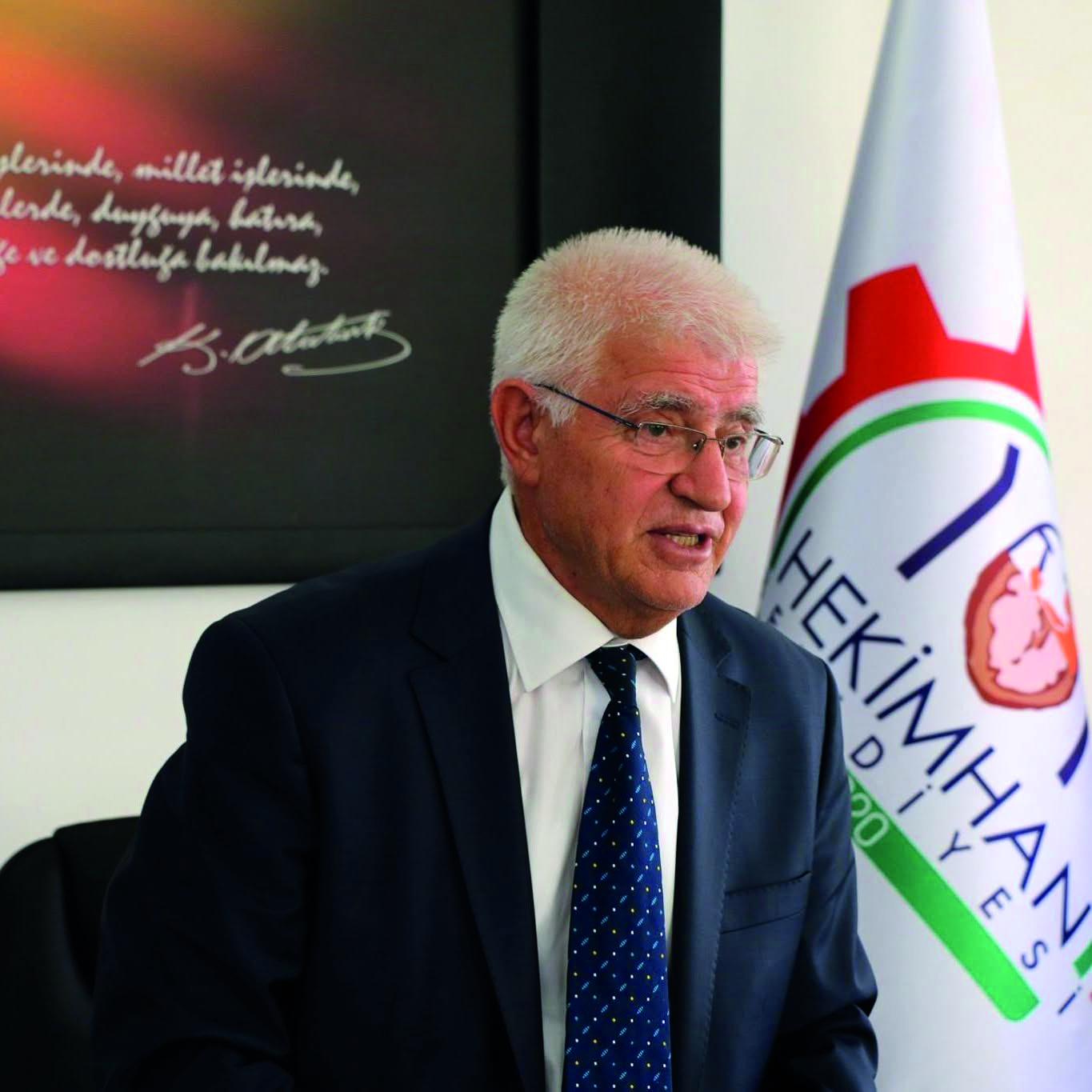 CHP Kan Kaybetmeye Devam Ediyor Millioğulları İstifa Etti!