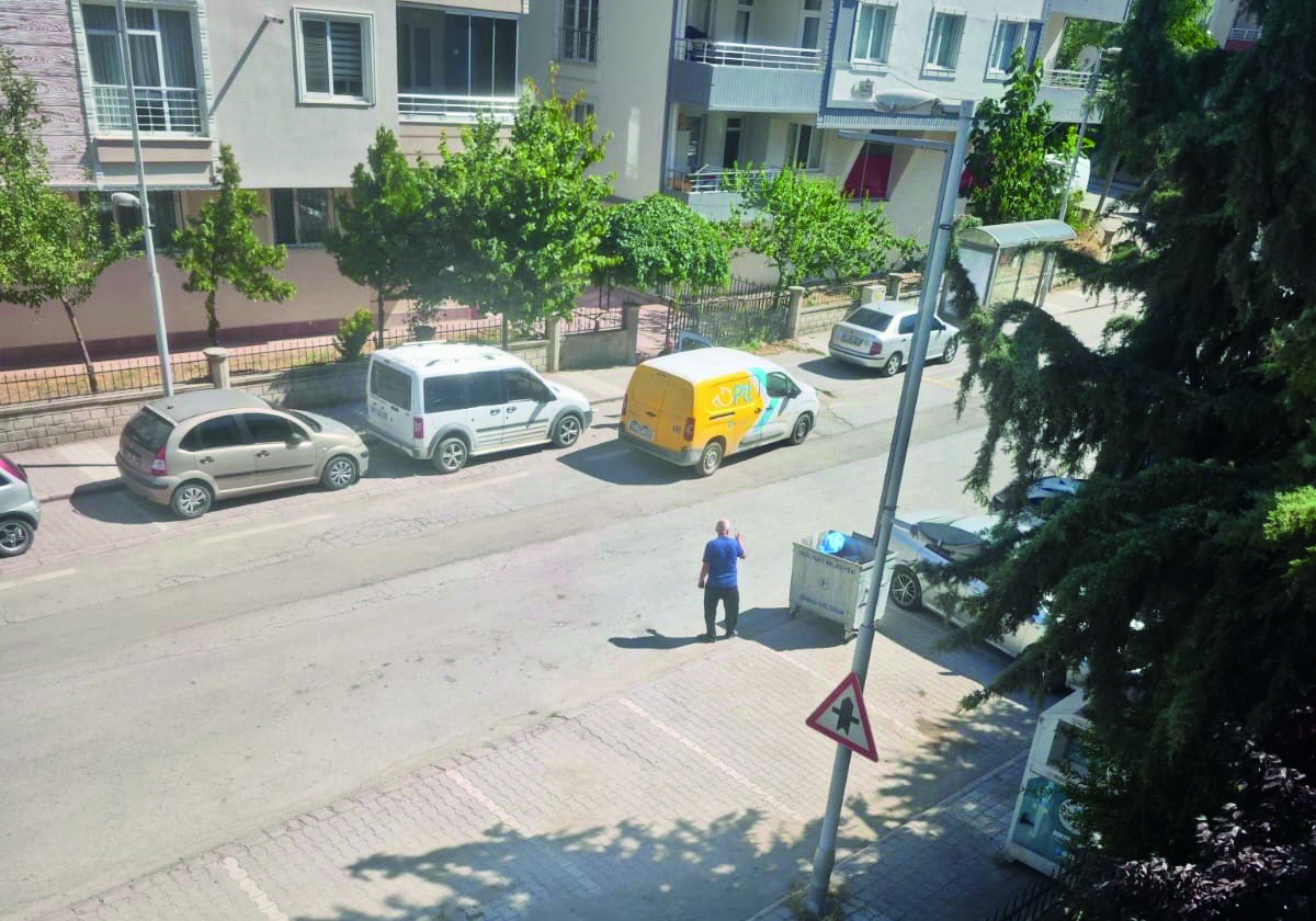 Şeyhbayram Mahallesi'nde Çöp Konteyneri Tartışması