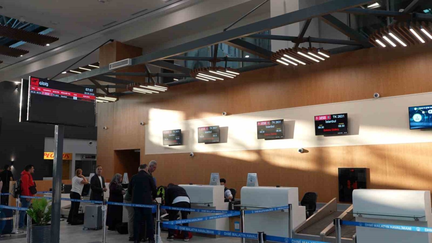 Malatya Havalimanı Yeni Terminal Binası Hizmete Girdi