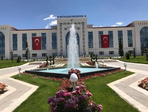 BORÇLAR BİRİKİNCE…Battalgazi Belediyesi Arsalarını SGK’ya Devrediyor