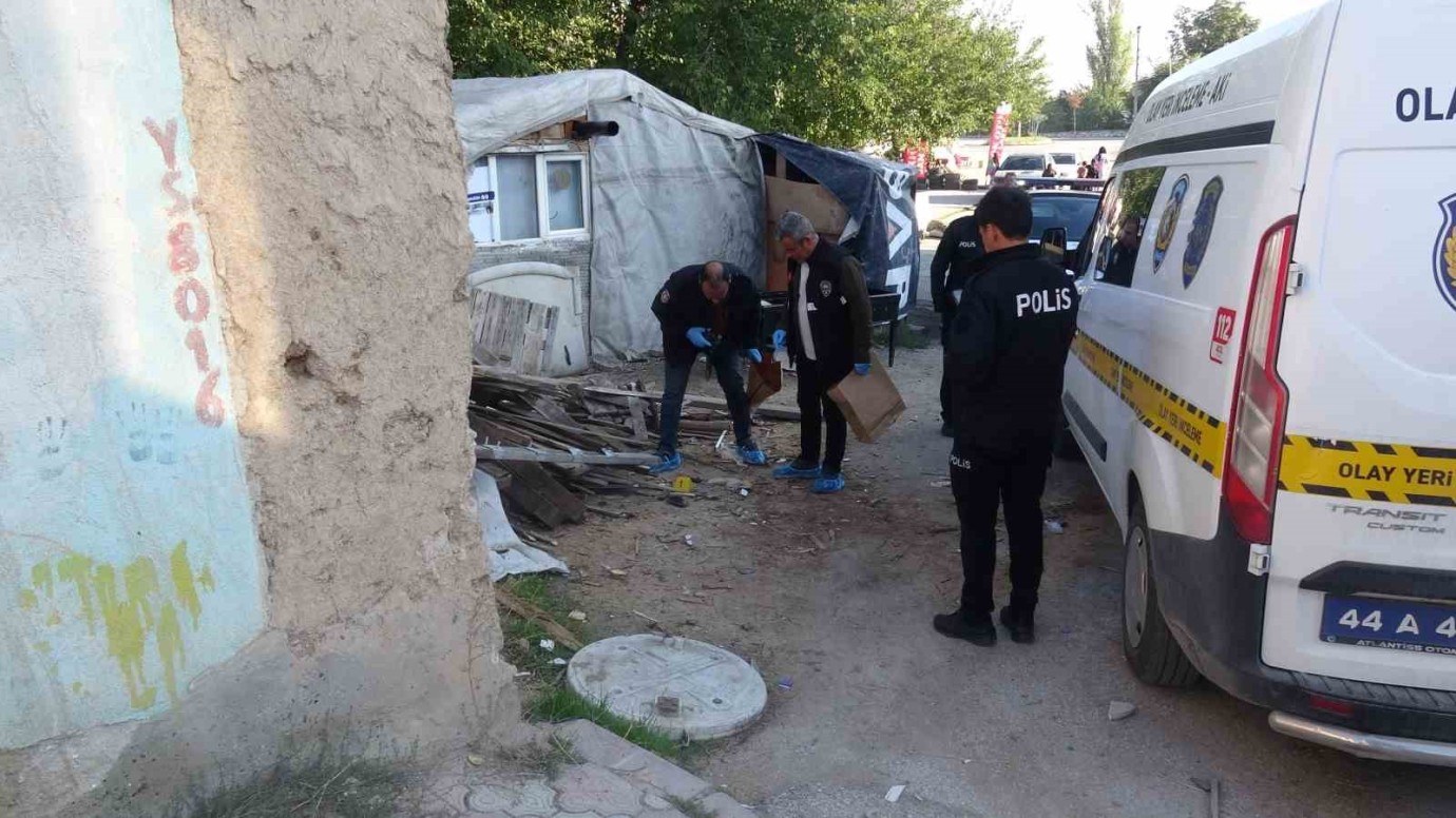 Malatya’da Dini Nikahlı Eşe Saldırı:1’i Ağır 3 Yaralı
