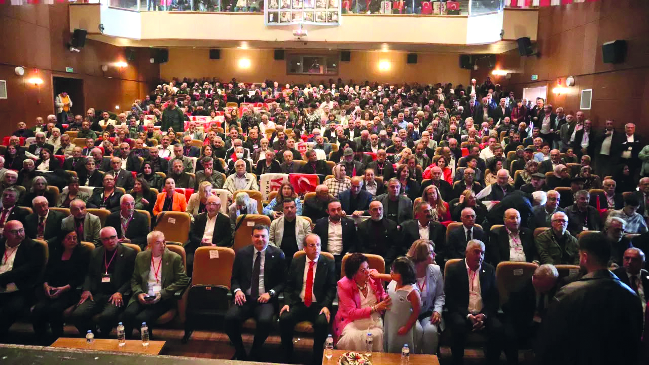 Yeni Parti’nin Yeni Başkanı Basri İlhan Oldu