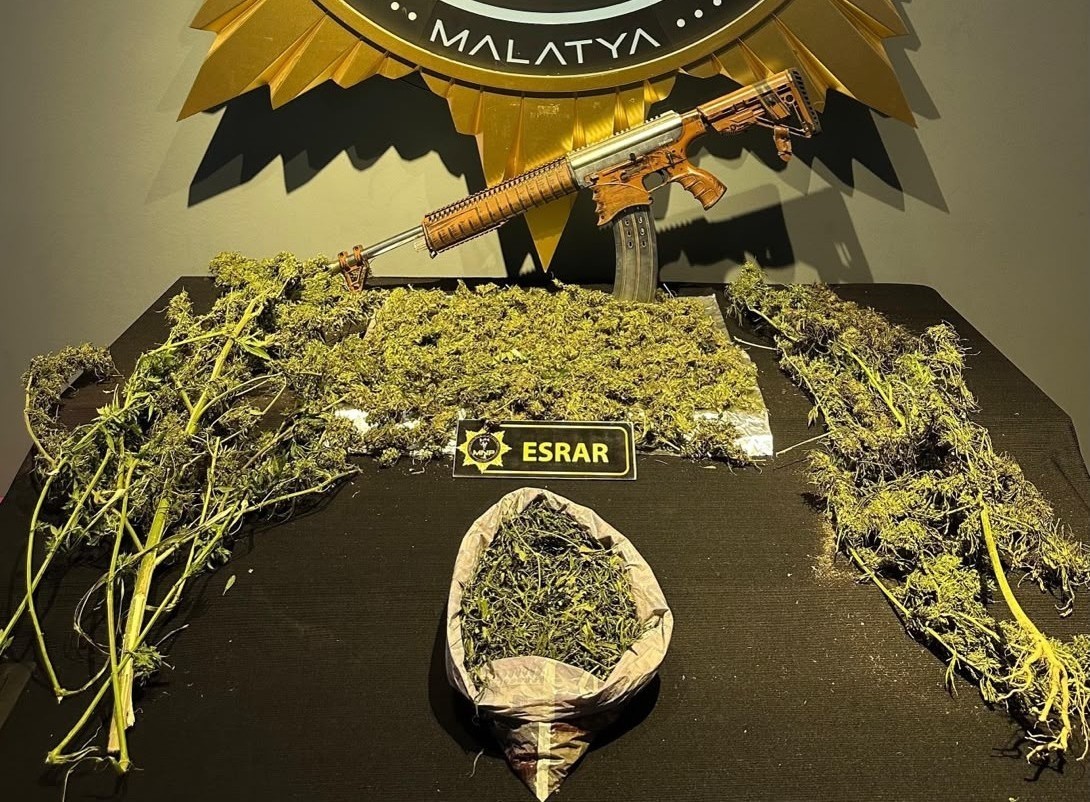 Malatya’da Torbacı Operasyonu:2 Kilo Esrar Yakalandı