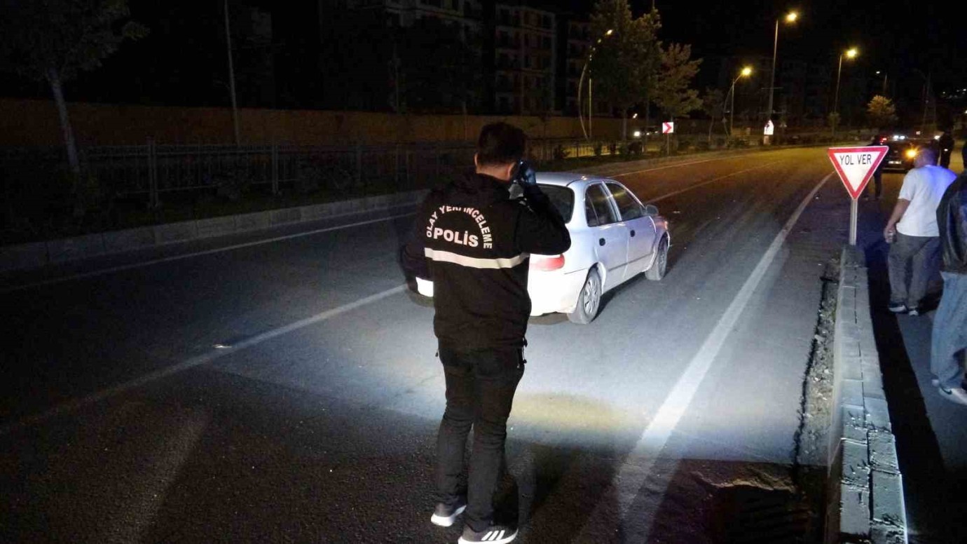 Malatya’da 2 Aracın Çarptığı Yaya Hayatını Kaybetti