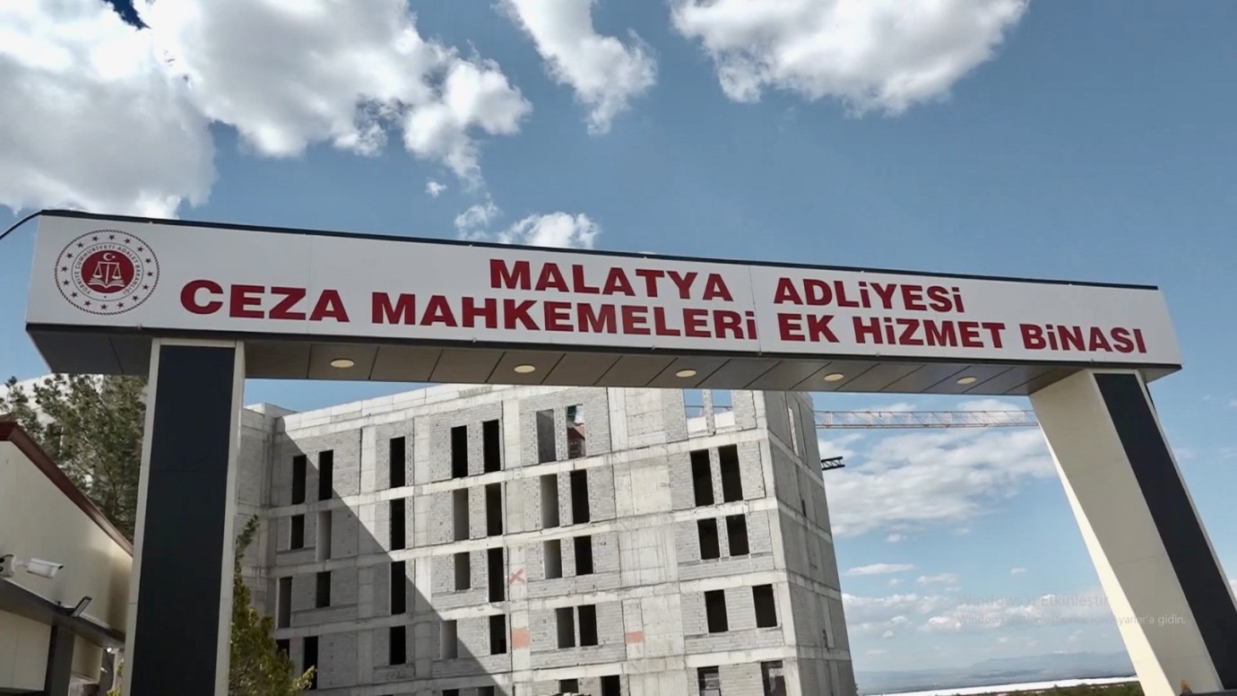 Depremde Yıkılan Kırçuval Oteli Davası Bilirkişiye Takıldı
