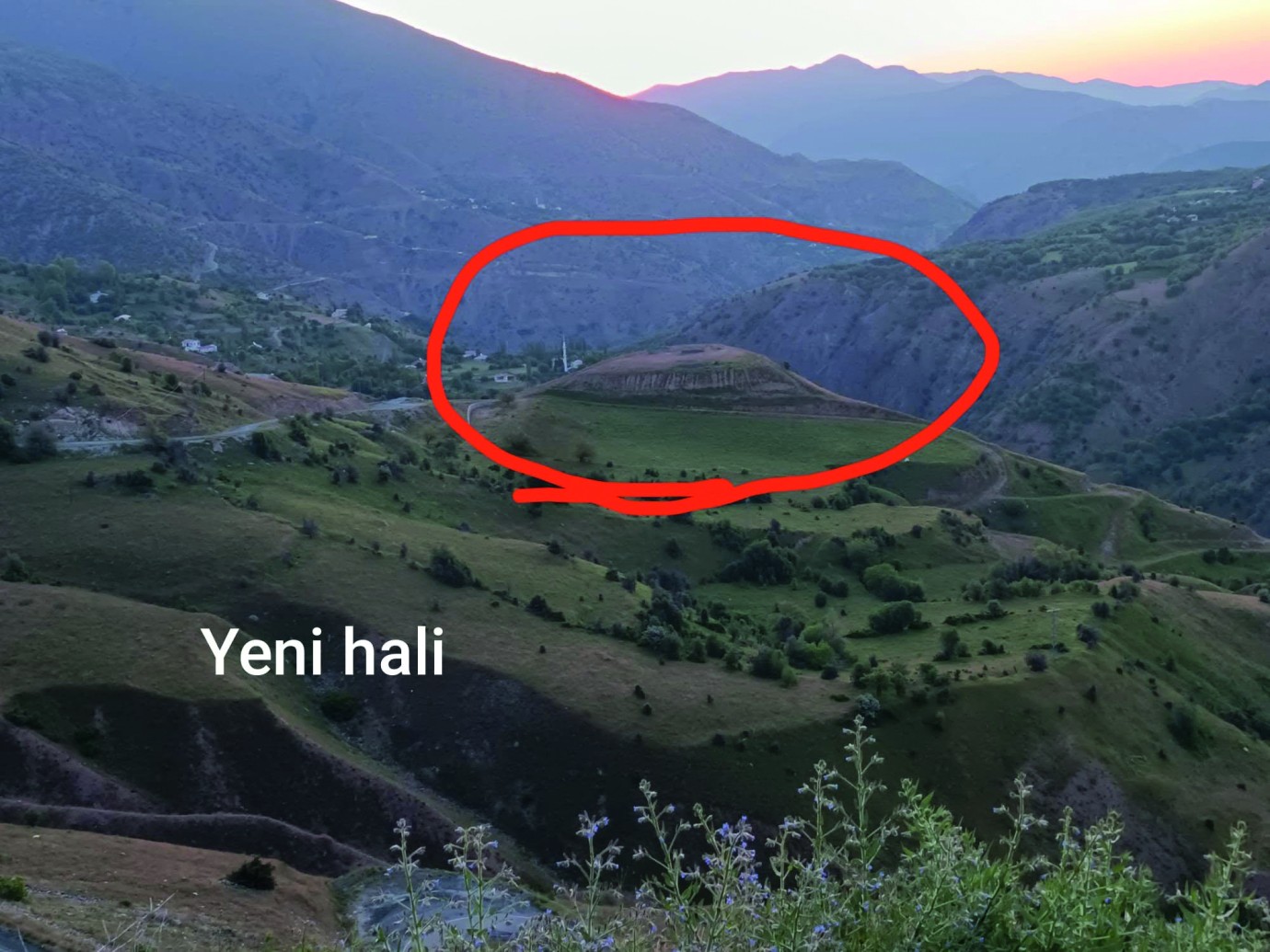 Pütürge’de Skandal İddia:  Köydeki Tepe İş Makineleriyle Yok Edildi!