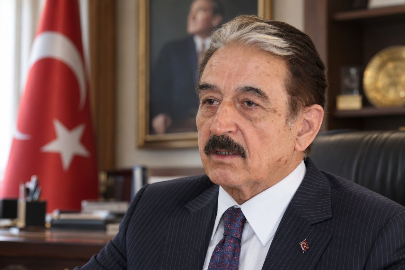 Başkan Keskin,''Kırtasiye Malzemeleri Yerel Esnaftan Alınmalı''