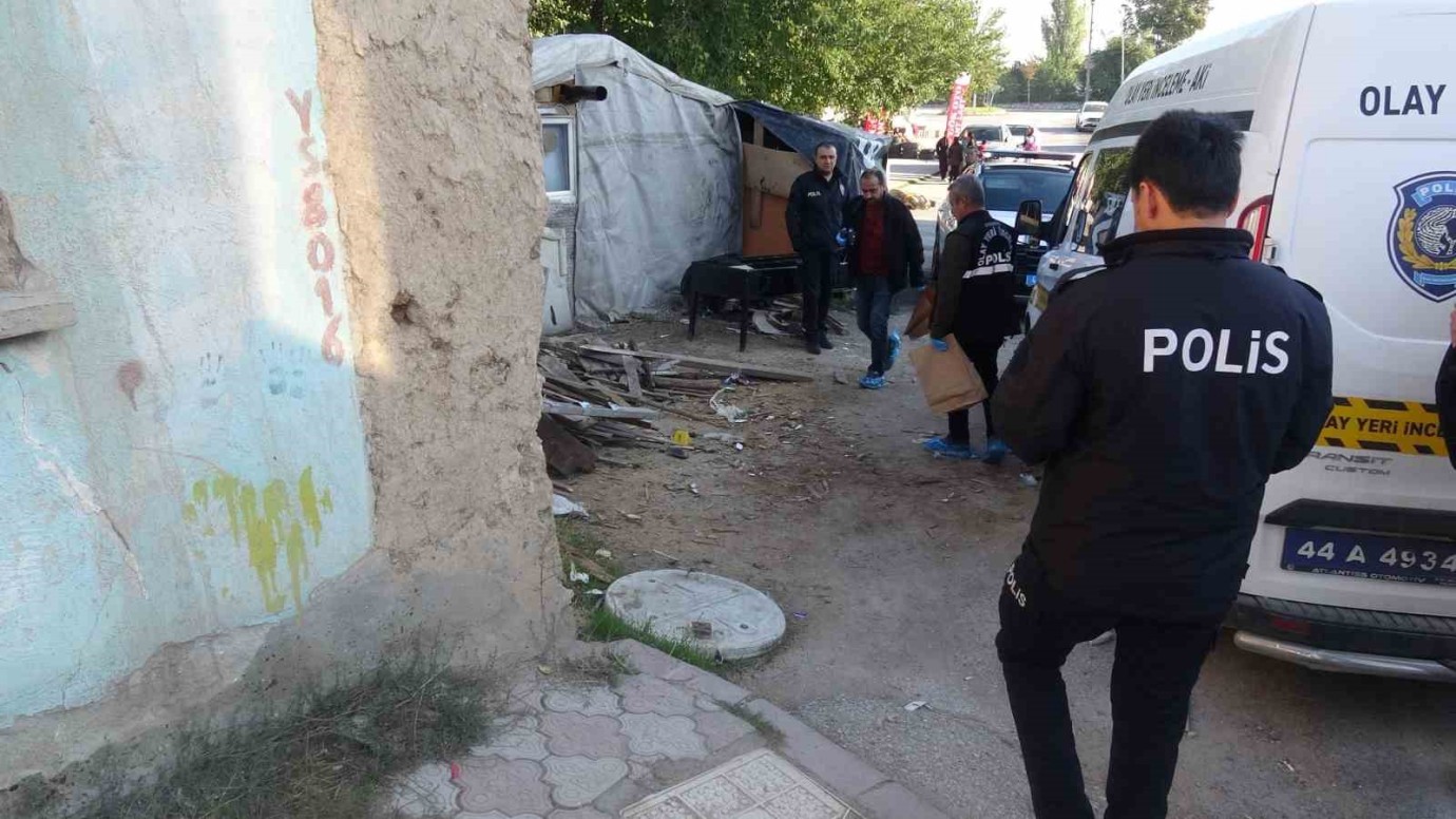 Malatya’da Dini Nikahlı Eşe Saldırı:1’i Ağır 3 Yaralı